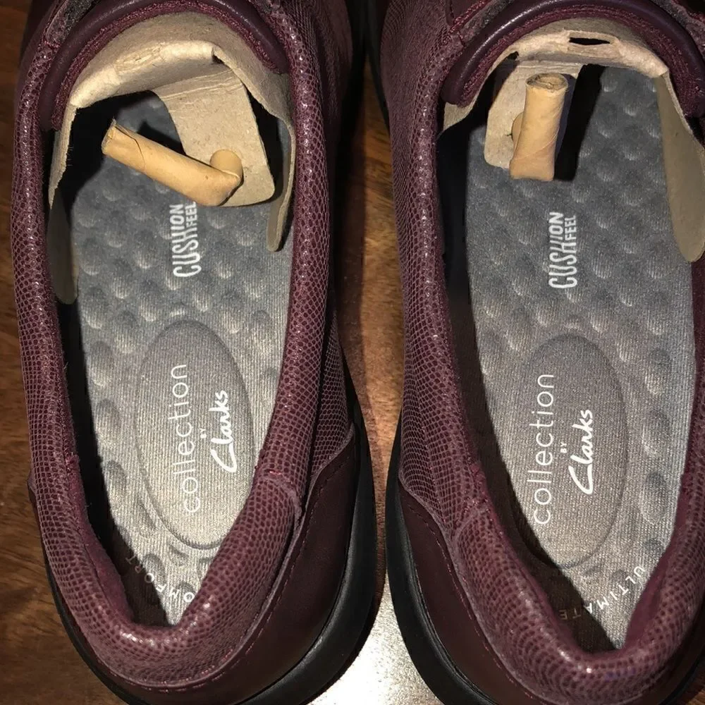 Clarks Collection Kayleigh Sail Leather Slip-On Shoes 7.5 Burgundy Suede